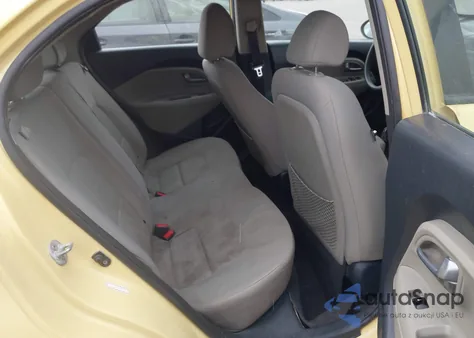 2016 Kia Rio Lx z USA, uszkodzony, nr VIN KNADM5A34G6659120